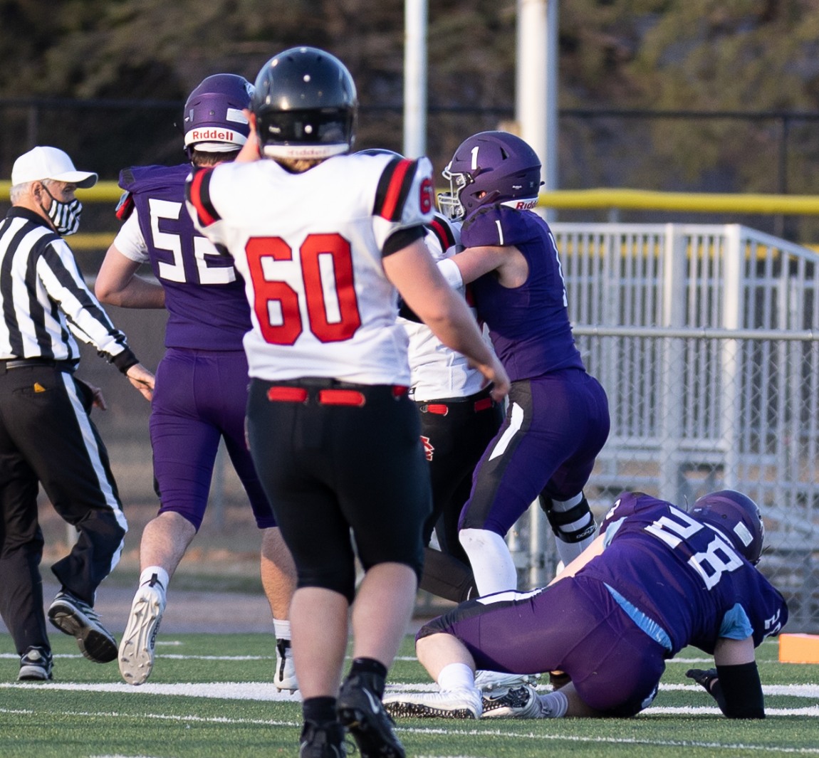 Eau-Claire-Memorial-JV-Football-LaCrosse-Central-at-Home-3-29-21-1264