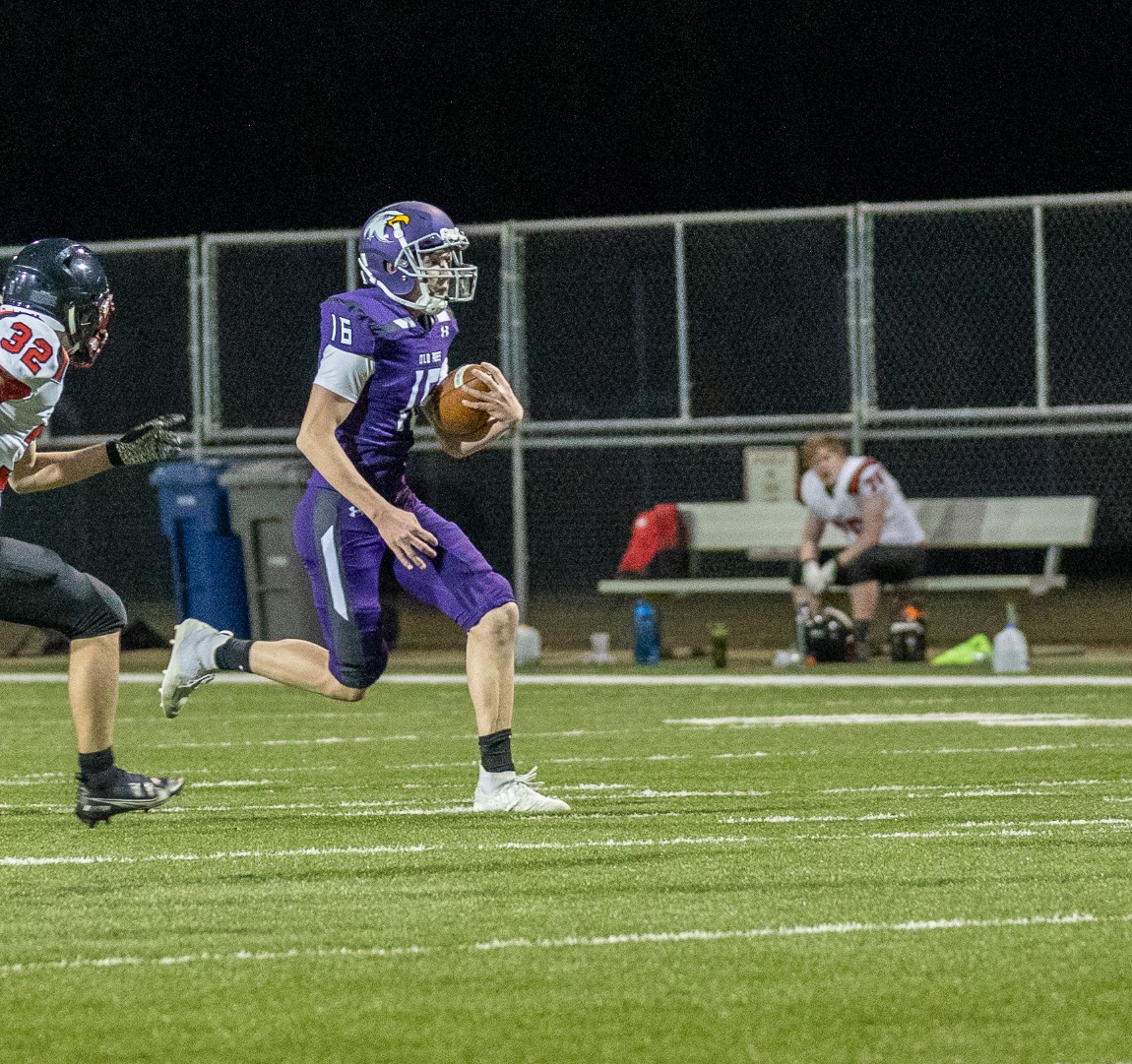 Eau-Claire-Memorial-JV-Football-LaCrosse-Central-at-Home-3-29-21-1830